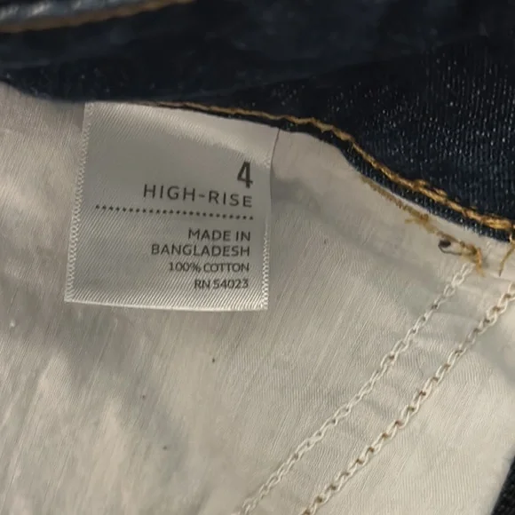 OLD NAVY Shorts Size 4 - Picture 4 of 4